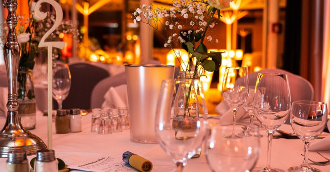 Wyndham Hotel Hannover Hochzeitslocation | © Maximilian Steinke